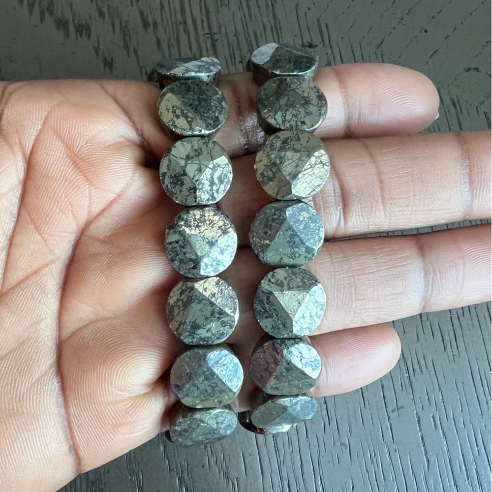 Pyrite soft bangle SIZE 7’ ( ONE )